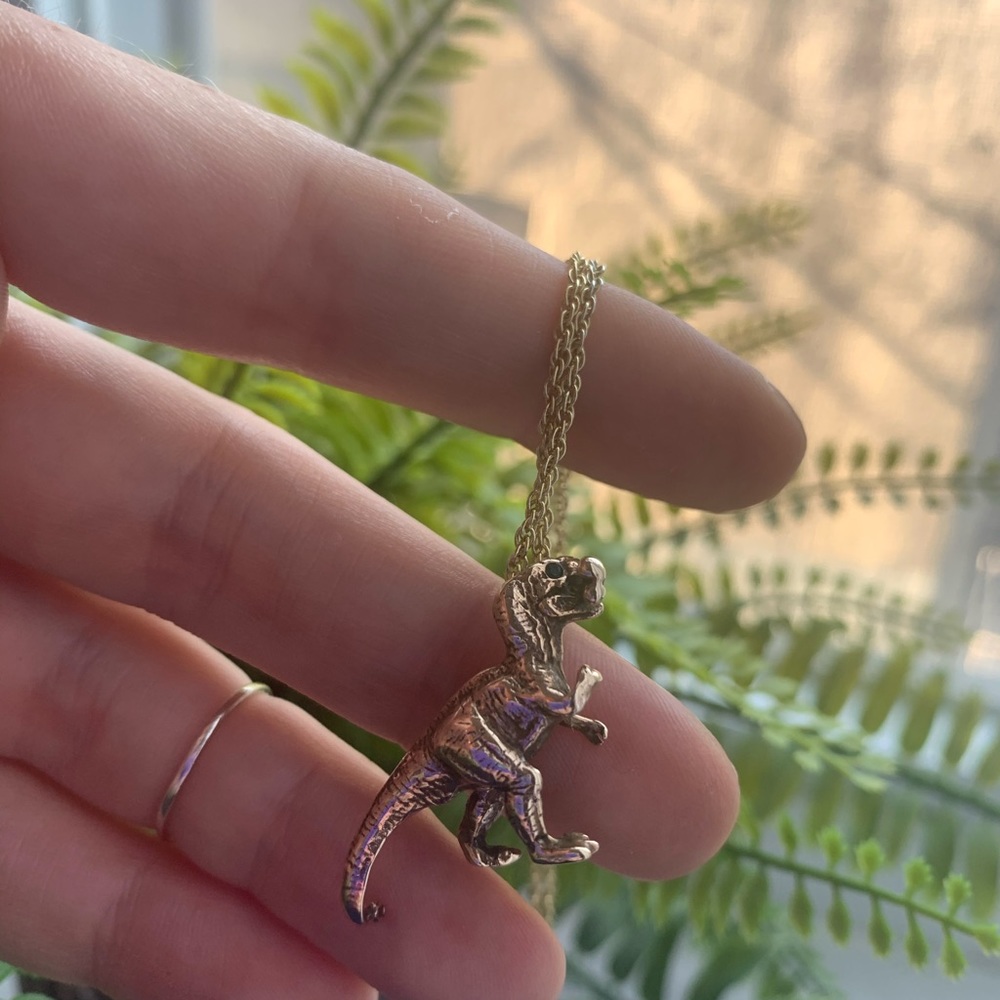 Verameat T-Rex Dinosaur Bone Necklace Gold Brass